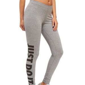 LAST CALL!! nike leggings
